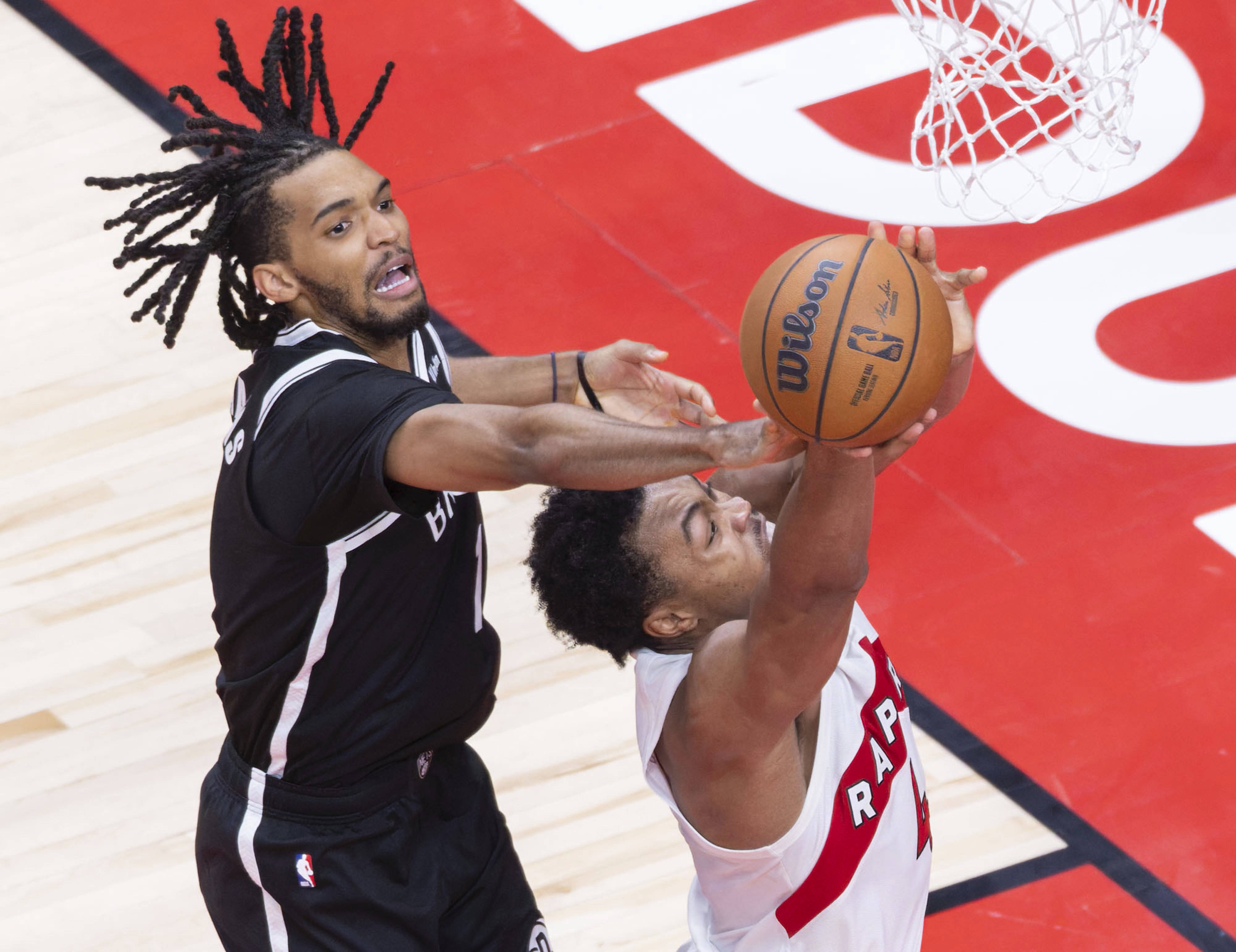 关于NBA季后赛赛前再迎强敌，阿森纳防线松动，主帅态度——引发热议，数据趋势出现新变化的信息